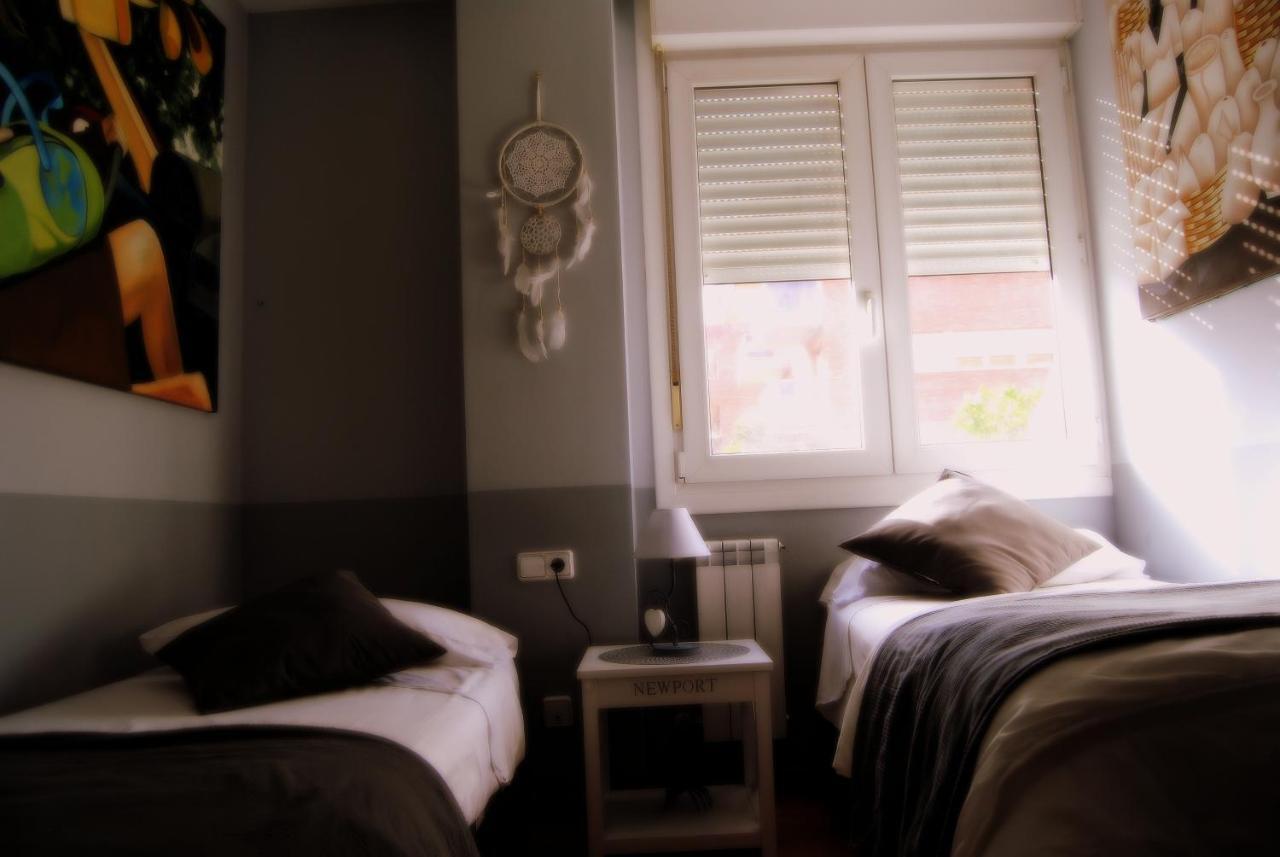 Bonito Duplex Con Piscina En Barcelona&Playa Apartment Tiana ภายนอก รูปภาพ