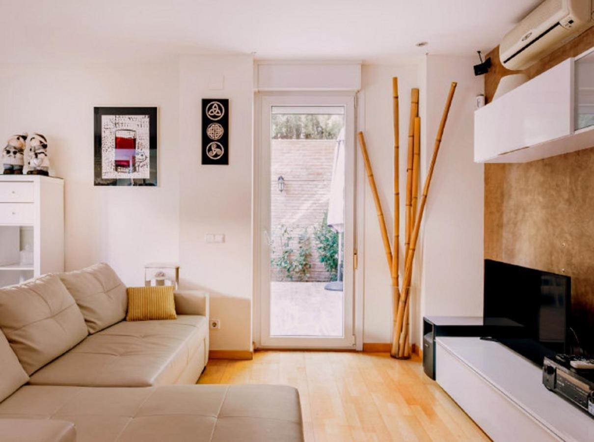 Bonito Duplex Con Piscina En Barcelona&Playa Apartment Tiana ภายนอก รูปภาพ